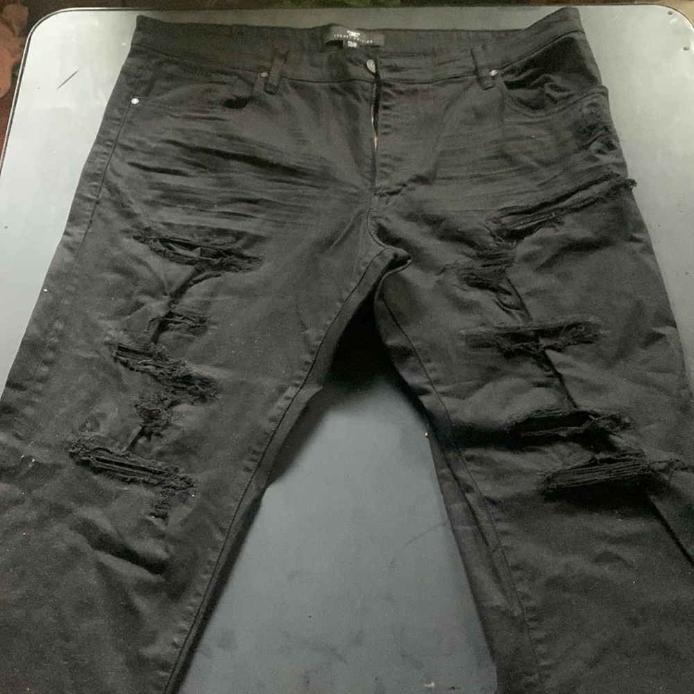 New black pants no wear